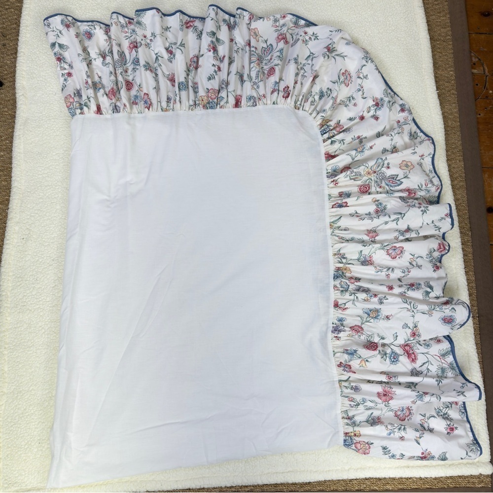 Vintage Laura Ashley Floral Bedskirt